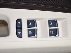 奥迪A8 2013款 30FSI 专享型