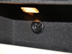 奥迪A8 2013款 30FSI 专享型
