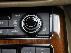 奥迪A8 2013款 30FSI 专享型