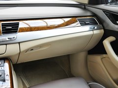 奥迪A8 2013款 30FSI 专享型