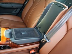 奥迪A8 2013款 55TFSI quattro豪华型