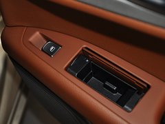 奥迪A7 2013款 30FSI 标准型