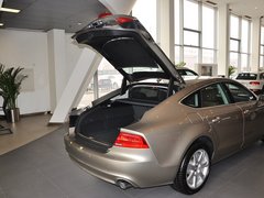 奥迪A7 2013款 30FSI 标准型