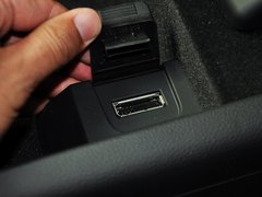 奥迪A7 2013款 30FSI 标准型