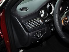奔驰CLS 2013款 CLS350 3.5L 猎装时尚型