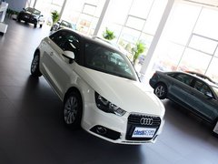 奥迪A1 2013款 30TFSI 1.4T Sportback Ego