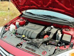 东南汽车  1.5L CVT 发动机主体特写