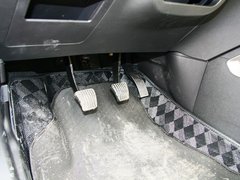 长安CS35 2012款 1.6L 手动 豪华型 5座