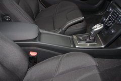 沃尔沃V40 2013款 2.0T 自动 智逸版
