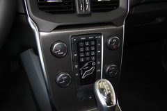 沃尔沃V40 2013款 2.0T 自动 智逸版