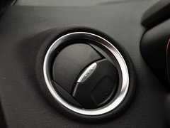 嘉年华(进口) 2013款 1.6T 手动 三门两厢版 ST