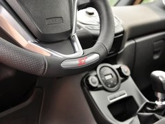 嘉年华(进口) 2013款 1.6T 手动 三门两厢版 ST