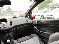 嘉年华(进口) 2013款 1.6T 手动 三门两厢版 ST