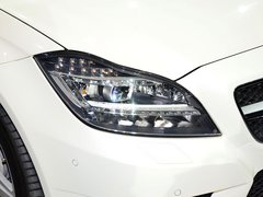 奔驰(进口) CLS350 3.5L 车辆右前大灯45度视角