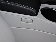 奔驰GLK 2013款 GLK300 3.0L 动感型 5座