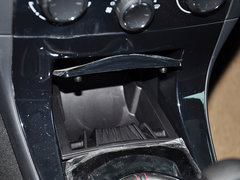 世嘉 2013款 两厢 1.6L 手动 CROSS