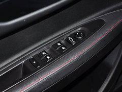 世嘉 2013款 两厢 1.6L 手动 CROSS