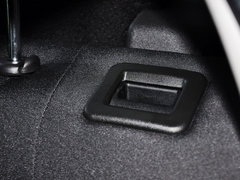 世嘉 2013款 两厢 1.6L 手动 CROSS