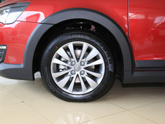 世嘉 2013款 两厢 1.6L 自动 CROSS
