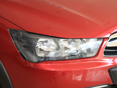 世嘉 2013款 两厢 1.6L 自动 CROSS