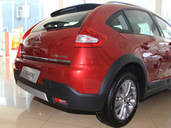 世嘉 2013款 两厢 1.6L 自动 CROSS