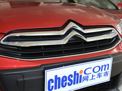 世嘉 2013款 两厢 1.6L 自动 CROSS