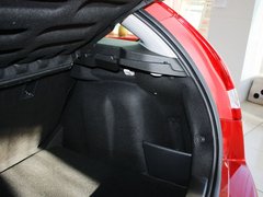 世嘉 2013款 两厢 1.6L 自动 CROSS