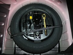 世嘉 2013款 两厢 1.6L 自动 CROSS