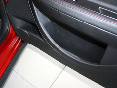 世嘉 2013款 两厢 1.6L 自动 CROSS