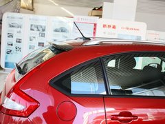 世嘉 2013款 两厢 1.6L 自动 CROSS