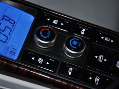 纳智捷 MASTER CEO 2013款 2.2T 自动 行政版