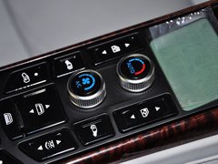 纳智捷 MASTER CEO 2013款 2.2T 自动 行政版