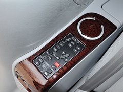 纳智捷 MASTER CEO 2013款 2.2T 自动 行政版