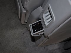 纳智捷 MASTER CEO 2013款 2.2T 自动 行政版