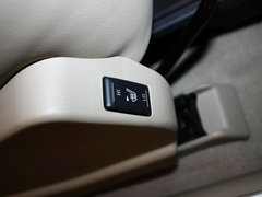 科雷傲（进口） 2013款 2.5 CVT 四驱舒适导航版 5座