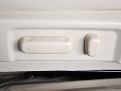 比亚迪G6 2012款 2.0L 手动 尊贵型