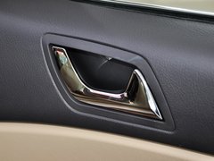 比亚迪G6 2012款 1.5T 手动 尊贵型
