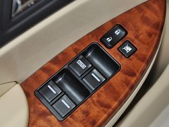 比亚迪G6 2012款 1.5T 手动 尊贵型