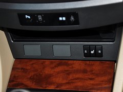 比亚迪G6 2012款 1.5T 手动 尊贵型