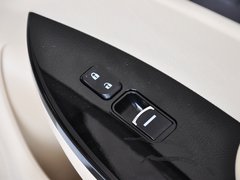 比亚迪G6 2012款 1.5T DCT 尊荣型