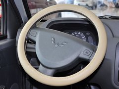 上汽通用五菱 1.0L 手动 方向盘整体