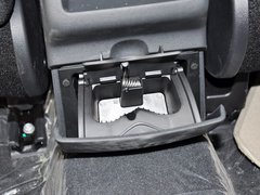 标致408 2013款 1.6L 手动 舒适版