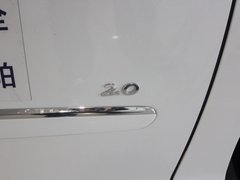 标致408 2013款 2.0L 自动 尊贵版