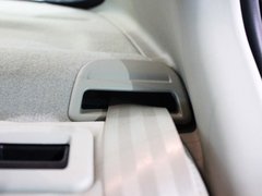 标致408 2013款 2.0L 自动 尊贵版