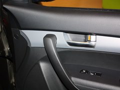索兰托 2013款 2.4L 自动 至尊UVO版 7座