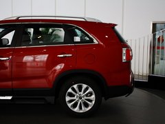 索兰托 2013款 2.4L 自动 舒适版 7座