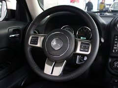 自由客 2013款 2.4L CVT 豪华导航版 5座