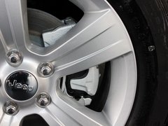 自由客 2013款 2.4L CVT 豪华导航版 5座