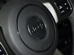 自由客 2013款 2.4L CVT 运动版 5座