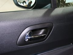 标致3008 2013款 1.6T 自动 THP至尚版 5座